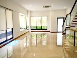 Lornie Road (D11), Terrace #567548081